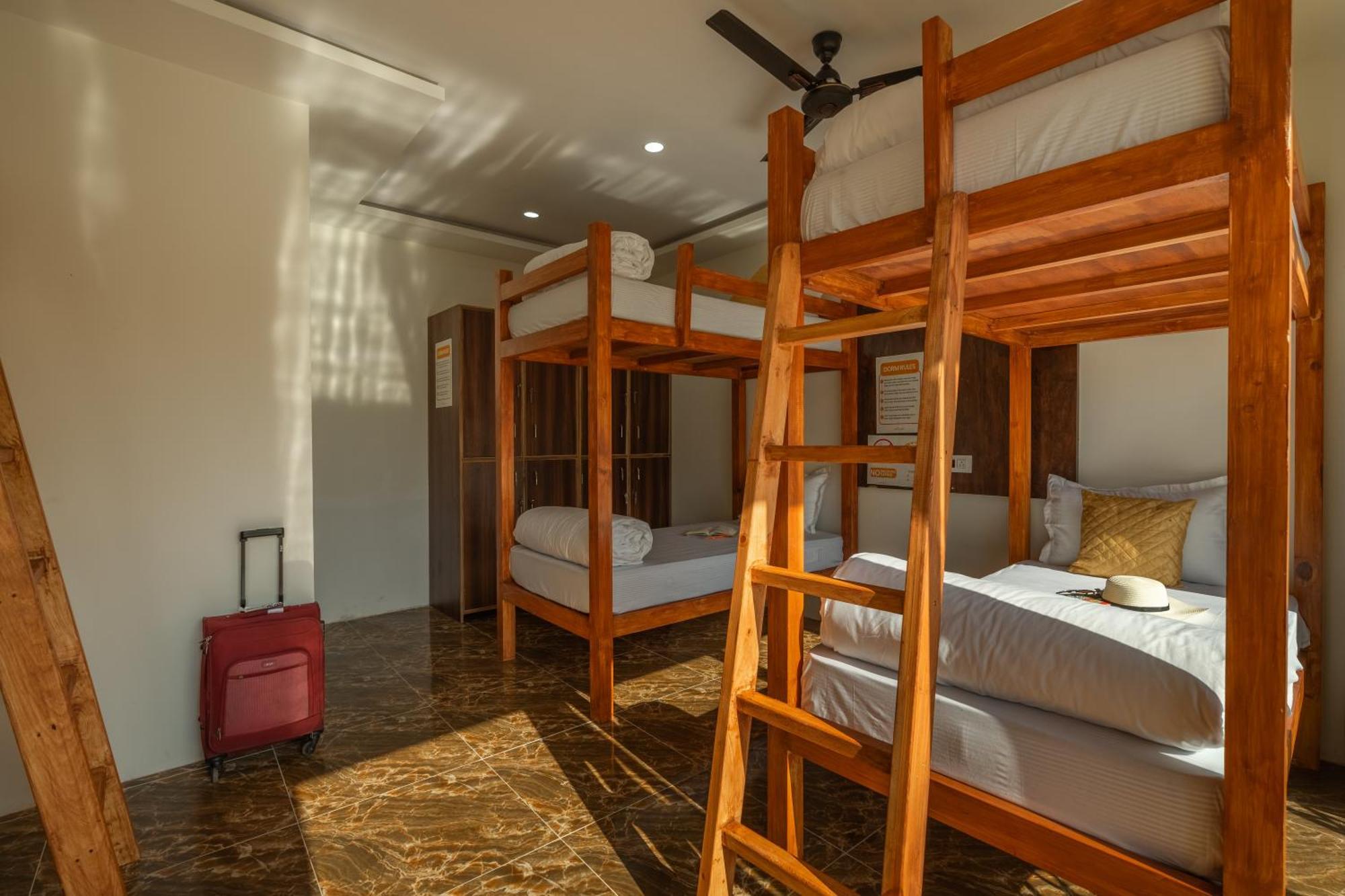 The Social Stays Goa, Morjim Formerly Artbuzz Ngoại thất bức ảnh