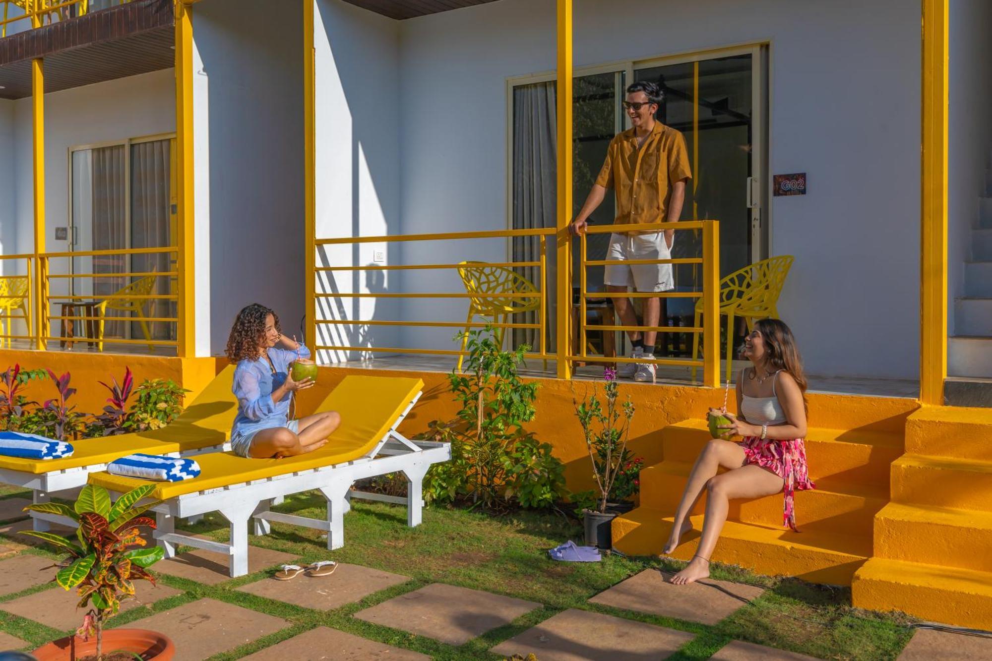 The Social Stays Goa, Morjim Formerly Artbuzz Ngoại thất bức ảnh